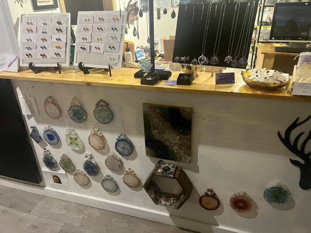 Glass and resin pendant jewelry display