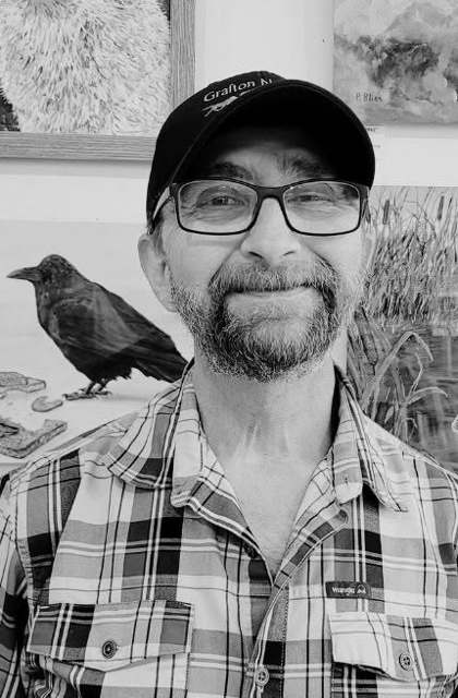 Pat, a local artist and host at On the Avenue Art Gallery